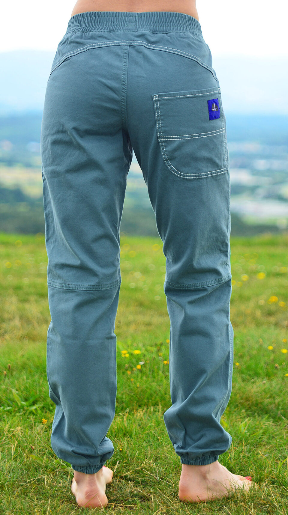 BALANCE pants - light blue
